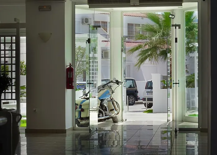 Lido Star فندق 3*